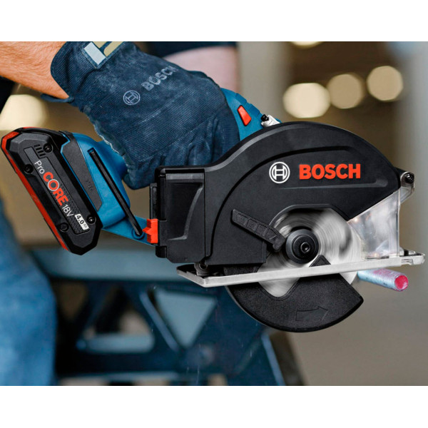Акумуляторна циркулярна пила Bosch GKM 18V-50 Professional, 2 акб GBA 18V 5.0Ah, з/п в L-Boxx 238